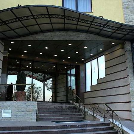 Hotel Diplomat Bukarest Exteriör bild